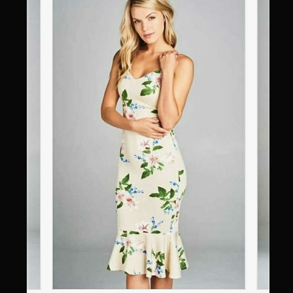 🆕 DNA Couture - Floral Dress - Picture 7 of 9